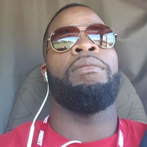 Meet your Posher, Larry